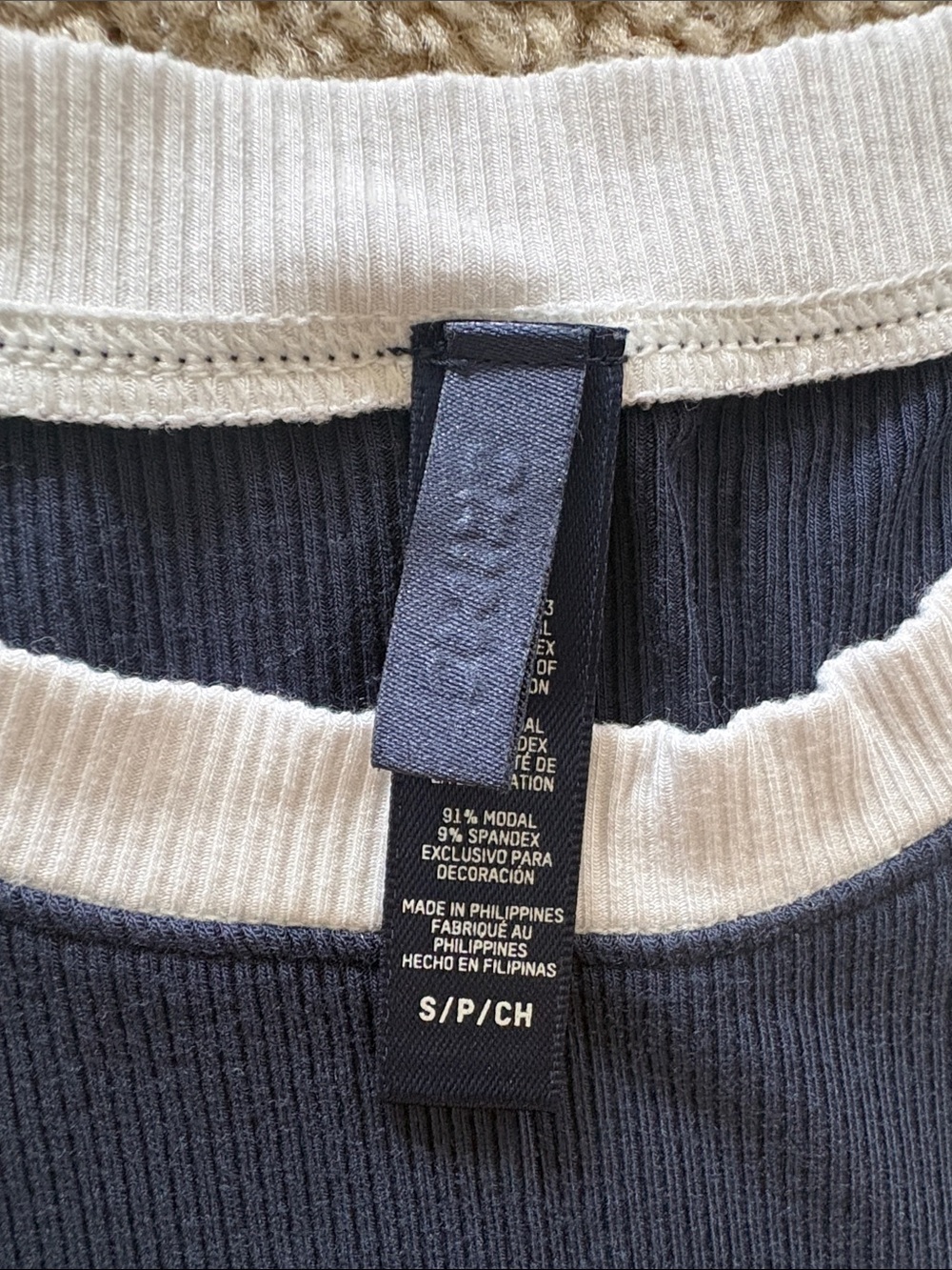 SKIMS Sleeveless Top - Size Small - Picture 2 of 3